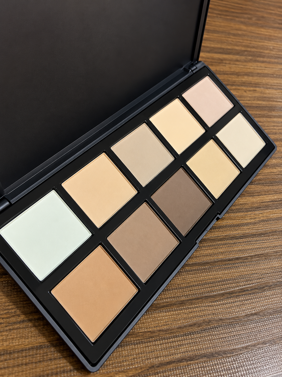 MINISTAR 10-shade Contour & Highlight Palette Pro