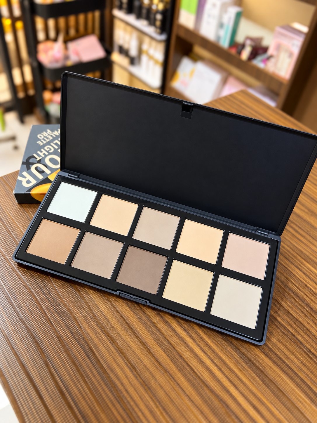 MINISTAR 10-shade Contour & Highlight Palette Pro